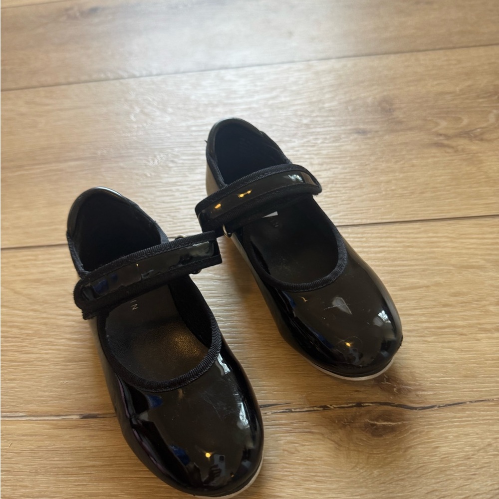 Danskin Shiny Black Kids Tap Shoes